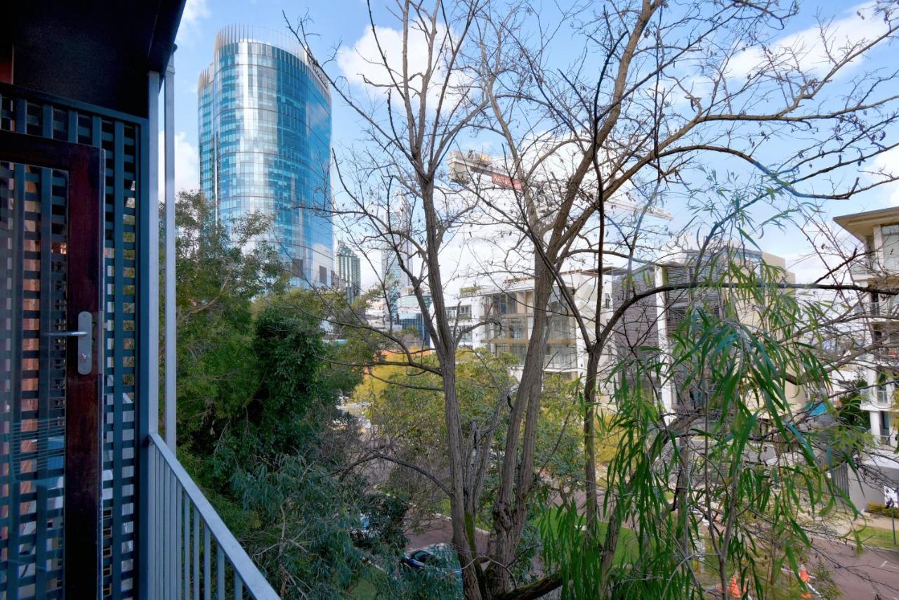 Riverview On Mount Street Перт Экстерьер фото